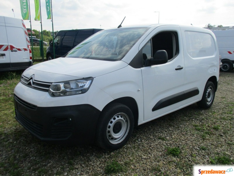 Citroen Berlingo 2020,  1.5 diesel - Na sprzedaż za 34 500 zł - Dębica