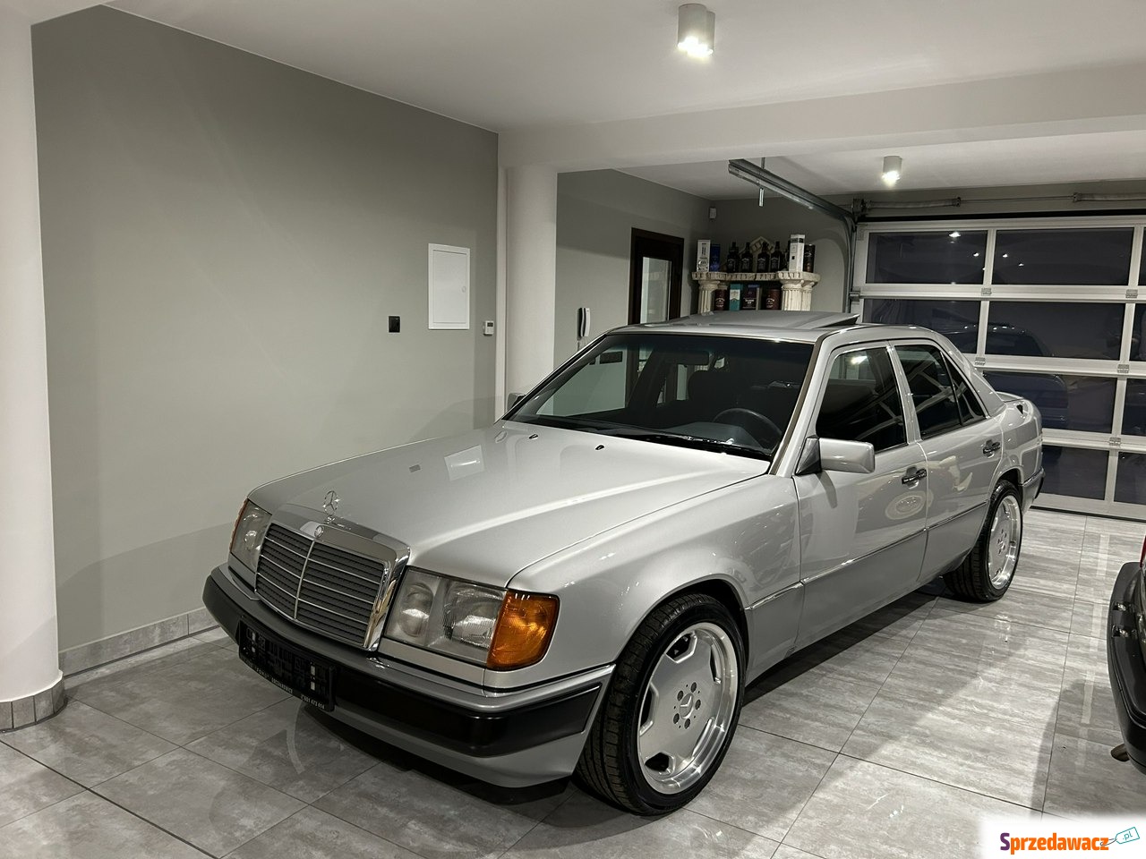 Mercedes - Benz W124 1991