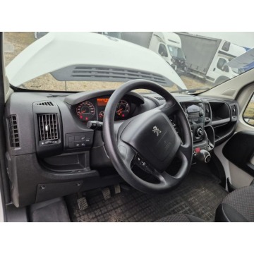 Peugeot Boxer 2017,  2.0 diesel - Na sprzedaż za 26 000 zł - Warszawa - zdjęcie 4