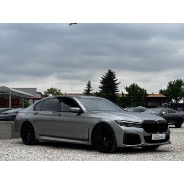BMW Seria 7  Sedan/Limuzyna 2021,  3.0 benzyna, automat - Na sprzedaż za 219 900 zł - Michałowice-Wieś - zdjęcie 2