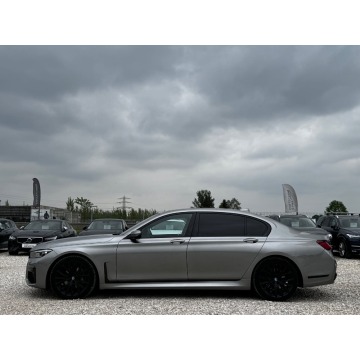 BMW Seria 7  Sedan/Limuzyna 2021,  3.0 benzyna, automat - Na sprzedaż za 219 900 zł - Michałowice-Wieś - zdjęcie 7