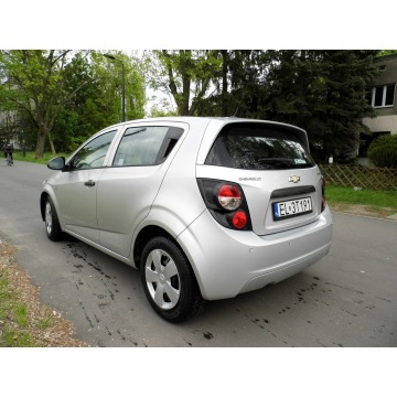 Chevrolet Aveo  Hatchback 2012,  1.2 benzyna - Na sprzedaż za 12 900 zł - Łódź - zdjęcie 2