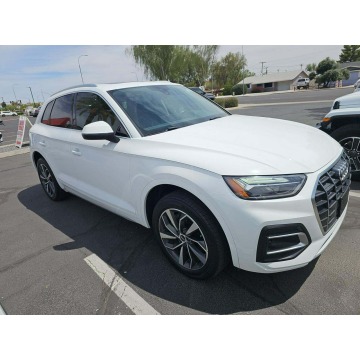 Audi Q5  SUV 2021,  2.0 benzyna, automat - Na sprzedaż za 45 000 zł - Tarnów - zdjęcie 2