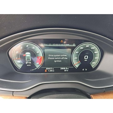Audi Q5  SUV 2021,  2.0 benzyna, automat - Na sprzedaż za 45 000 zł - Tarnów - zdjęcie 7