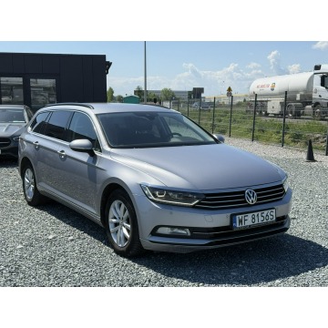 Volkswagen Passat  Kombi 2019,  2.0 diesel, automat - Na sprzedaż za 59 900 zł - Wrocław - zdjęcie 3
