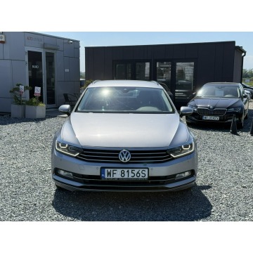 Volkswagen Passat  Kombi 2019,  2.0 diesel, automat - Na sprzedaż za 59 900 zł - Wrocław - zdjęcie 2