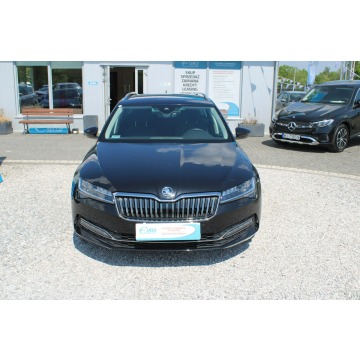 Skoda Superb  Kombi 2021,  2.0 diesel, automat - Na sprzedaż za 92 899 zł - Warszawa - zdjęcie 3