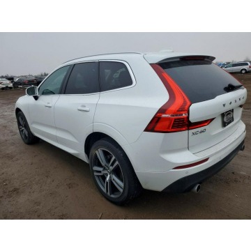 Volvo   SUV 2020,  2.0 benzyna, automat - Na sprzedaż za 41 000 zł - Tarnów - zdjęcie 5