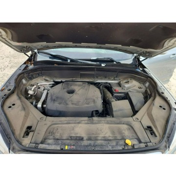 Volvo   SUV 2019,  2.0 benzyna, automat - Na sprzedaż za 45 000 zł - Tarnów - zdjęcie 12