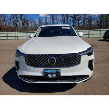 Volvo   SUV 2026,  2.0 benzyna, automat - Na sprzedaż za 99 900 zł - Tarnów - zdjęcie 2