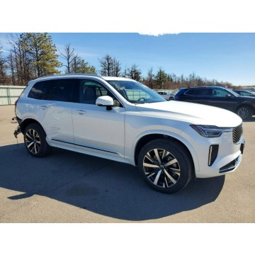 Volvo   SUV 2026,  2.0 benzyna, automat - Na sprzedaż za 99 900 zł - Tarnów - zdjęcie 3