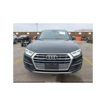 Audi Q5  SUV 2019,  2.0 benzyna, automat - Na sprzedaż za 33 900 zł - Tarnów - zdjęcie 2