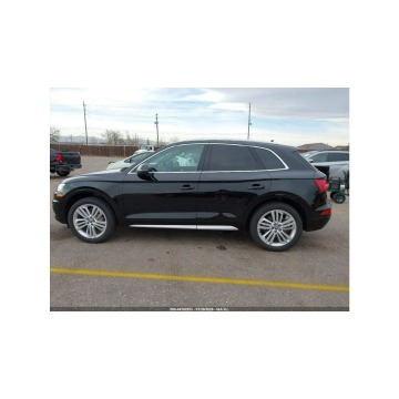 Audi Q5  SUV 2019,  2.0 benzyna, automat - Na sprzedaż za 33 900 zł - Tarnów - zdjęcie 5