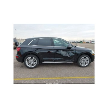 Audi Q5  SUV 2019,  2.0 benzyna, automat - Na sprzedaż za 33 900 zł - Tarnów - zdjęcie 4