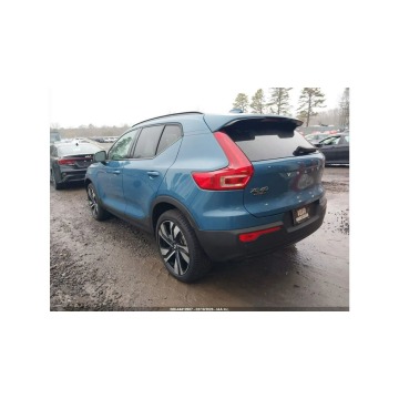 Volvo   SUV 2024,  2.0 benzyna, automat - Na sprzedaż za 65 000 zł - Tarnów - zdjęcie 7