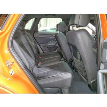 Audi Q3  SUV 2019,  2.0 benzyna, automat - Na sprzedaż za 39 000 zł - Tarnów - zdjęcie 11