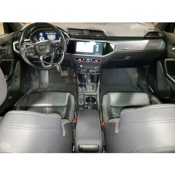 Audi Q3  SUV 2019,  2.0 benzyna, automat - Na sprzedaż za 39 000 zł - Tarnów - zdjęcie 8