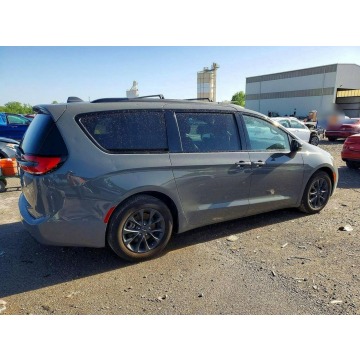 Chrysler Pacifica  Minivan/Van 2021,  3.6 benzyna, automat - Na sprzedaż za 39 000 zł - Tarnów - zdjęcie 4