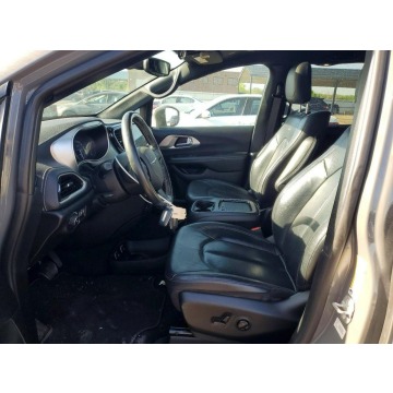 Chrysler Pacifica  Minivan/Van 2021,  3.6 benzyna, automat - Na sprzedaż za 39 000 zł - Tarnów - zdjęcie 7
