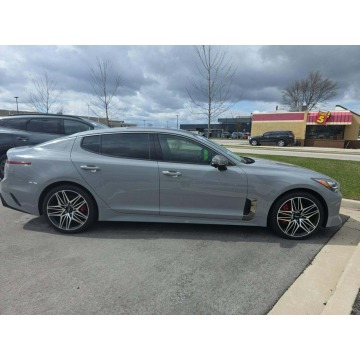 Kia Stinger  Sedan/Limuzyna 2023,  3.3 benzyna, automat - Na sprzedaż za 53 000 zł - Tarnów - zdjęcie 2