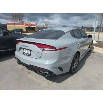 Kia Stinger  Sedan/Limuzyna 2023,  3.3 benzyna, automat - Na sprzedaż za 53 000 zł - Tarnów - zdjęcie 4