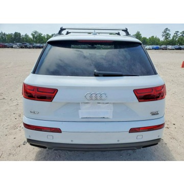 Audi Q7  SUV 2018,  3.0 benzyna, automat - Na sprzedaż za 45 000 zł - Tarnów - zdjęcie 6