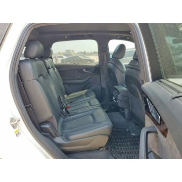Audi Q7  SUV 2018,  3.0 benzyna, automat - Na sprzedaż za 45 000 zł - Tarnów - zdjęcie 10