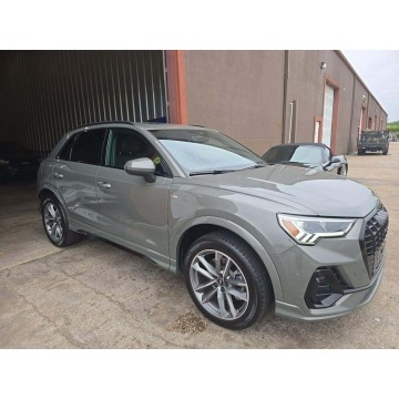 Audi Q3 - / Quattro / S-Line /