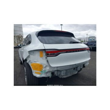 Porsche Macan  SUV 2020,  2.0 benzyna, automat - Na sprzedaż za 65 000 zł - Tarnów - zdjęcie 9