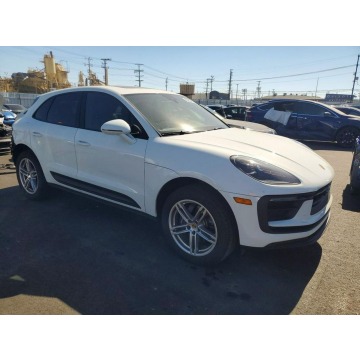 Porsche Macan  SUV 2024,  2.0 benzyna, automat - Na sprzedaż za 125 000 zł - Tarnów - zdjęcie 3