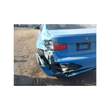 BMW M3  Sedan/Limuzyna 2015,  3.0 benzyna, automat - Na sprzedaż za 59 000 zł - Tarnów - zdjęcie 9