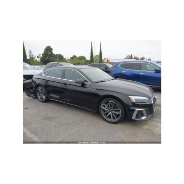 Audi A5  Sedan/Limuzyna 2024,  2.0 benzyna, automat - Na sprzedaż za 75 000 zł - Tarnów - zdjęcie 4
