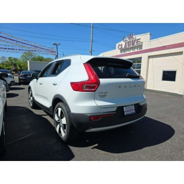 Volvo   SUV 2019,  2.0 benzyna, automat - Na sprzedaż za 39 000 zł - Tarnów - zdjęcie 3