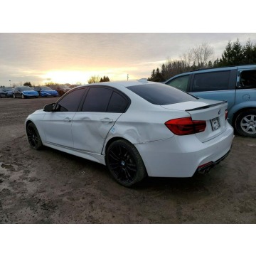 BMW Seria 3  Sedan/Limuzyna 2018,  2.0 benzyna, automat - Na sprzedaż za 32 000 zł - Tarnów - zdjęcie 5
