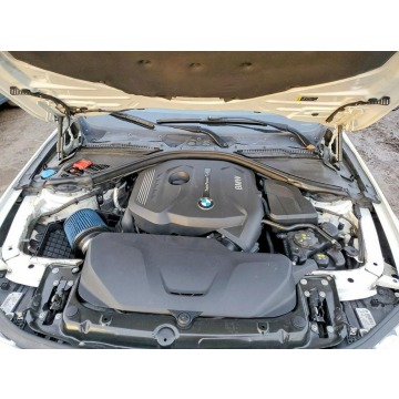 BMW Seria 3  Sedan/Limuzyna 2018,  2.0 benzyna, automat - Na sprzedaż za 32 000 zł - Tarnów - zdjęcie 11