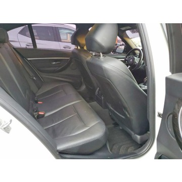 BMW Seria 3  Sedan/Limuzyna 2018,  2.0 benzyna, automat - Na sprzedaż za 32 000 zł - Tarnów - zdjęcie 10