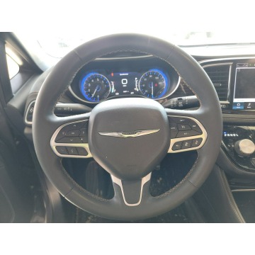 Chrysler Pacifica  Minivan/Van 2022,  3.6 benzyna, automat - Na sprzedaż za 49 000 zł - Tarnów - zdjęcie 8