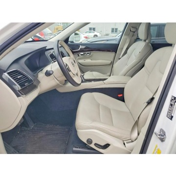 Volvo   SUV 2018,  2.0 benzyna, automat - Na sprzedaż za 41 900 zł - Warszawa - zdjęcie 7