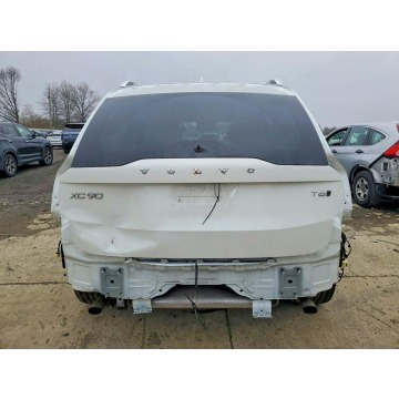 Volvo   SUV 2018,  2.0 benzyna, automat - Na sprzedaż za 41 900 zł - Warszawa - zdjęcie 6