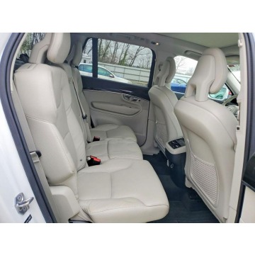 Volvo   SUV 2018,  2.0 benzyna, automat - Na sprzedaż za 41 900 zł - Warszawa - zdjęcie 11
