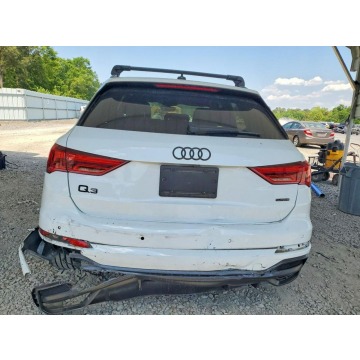 Audi Q3  SUV 2022,  2.0 benzyna, automat - Na sprzedaż za 49 000 zł - Warszawa - zdjęcie 6