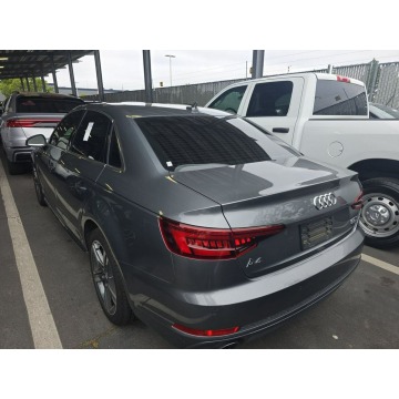 Audi A4  Sedan/Limuzyna 2018,  2.0 benzyna, automat - Na sprzedaż za 32 000 zł - Warszawa - zdjęcie 5
