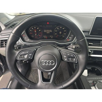 Audi A4  Sedan/Limuzyna 2018,  2.0 benzyna, automat - Na sprzedaż za 32 000 zł - Warszawa - zdjęcie 7