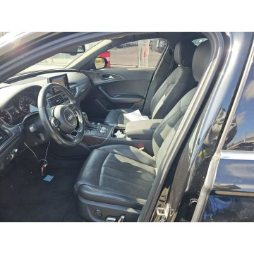 Audi A6  Sedan/Limuzyna 2018,  3.0 benzyna, automat - Na sprzedaż za 40 000 zł - Warszawa - zdjęcie 7