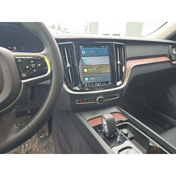 Volvo S60  Sedan/Limuzyna 2024,  2.0 benzyna, automat - Na sprzedaż za 75 000 zł - Warszawa - zdjęcie 8
