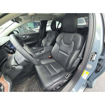 Volvo S60  Sedan/Limuzyna 2024,  2.0 benzyna, automat - Na sprzedaż za 75 000 zł - Warszawa - zdjęcie 5