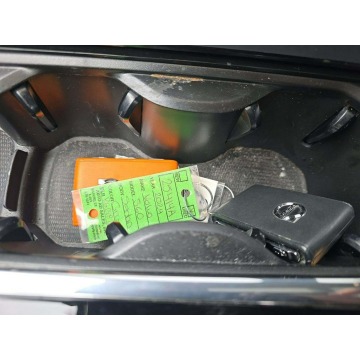 Volvo S60  Sedan/Limuzyna 2024,  2.0 benzyna, automat - Na sprzedaż za 75 000 zł - Warszawa - zdjęcie 10