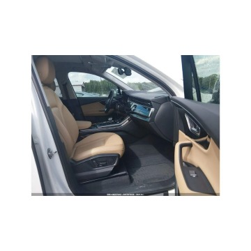 Audi Q7  SUV 2021,  3.0 benzyna, automat - Na sprzedaż za 65 000 zł - Warszawa - zdjęcie 10