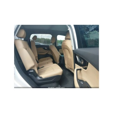 Audi Q7  SUV 2021,  3.0 benzyna, automat - Na sprzedaż za 65 000 zł - Warszawa - zdjęcie 12