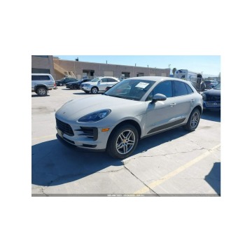 Porsche Macan  SUV 2020,  2.0 benzyna, automat - Na sprzedaż za 65 000 zł - Warszawa - zdjęcie 2